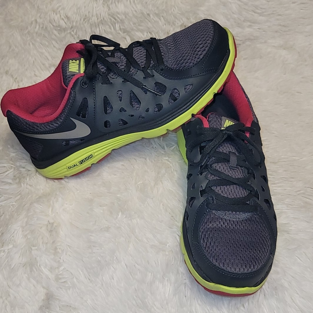 Nike Dual Fusion Run 2